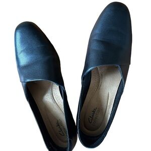 Clarks women’s loafers size 7.5